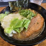 麺屋えびす - 料理写真: