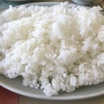 龍の子 - 以前はお櫃だったライス　皿になりましたが十分