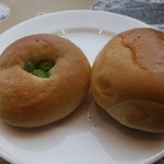 鎌倉パスタ - そらまめパンとミルクパン