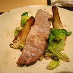 神保町 傳 - 豚！