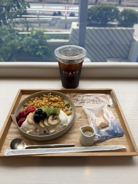 SHARK COFFEE （シャーク コーヒー） - 渋谷/カフェ | 食べログ