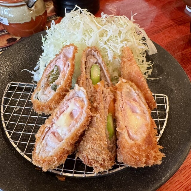 薩摩 茶美豚 とんかつ 花 （サツマ チャーミートン トンカツ ハナ