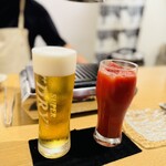和牛焼肉 じょーばら - 生ビール、トマトジュース