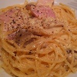 PAPPARE VINO - 厚切りベーコンのカルボナーラ