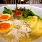 鶏白湯麺 蔭山樓 - 