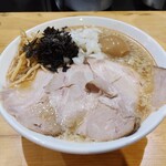 背脂煮干中華そば 和市 - 