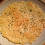 鵠沼パスタダイナー スプーン - いつもは地元のしらすだけど、この日だけ天候の関係で三重県のしらすを使ったチーズ焼き