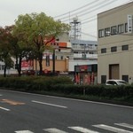 Yoshinoya - 店は、国道２号線下り車線にあります。