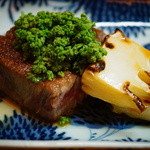 松川 - 【春】近江牛と京都洛西塚原産の筍の焼き物、花山椒を添えて(2015.04.04)