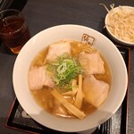 喜多方ラーメン 坂内 - 料理写真: