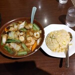 チンタンタン - 五目ラーメン 大盛り ＋ 半チャーハン