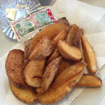 ガレージハウス - 2015年4月初旬  ポテトフライ。コーラとセットで注文。