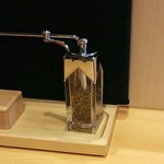 鰻 にしはら - 山椒ミル