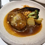 山本のハンバーグ - 料理写真:レディースセット¥1,600（デミグラス）