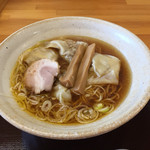 中華そば 弥太郎 - 弥太郎 ワンタン麺 750円 2015年4月
