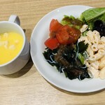 ビッグボーイ - 料理写真:どんな時だってベジファーストは忘れない