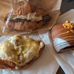 OLD NINE CROISSANT - 