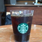 スターバックスコーヒー - ドリンク写真:■Tall アイス コーヒー ¥440
グラスに変更 (+0円)