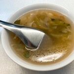 中国料理 隆盛 - スープは野菜入り　これに杏仁豆腐も加わる