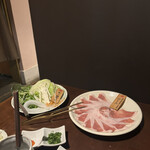 黒豚しゃぶしゃぶ あじと - 