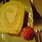 ツキトカゲ - シメのロールケーキ、これが･･･ウマ・・・