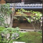 京の禅 車 - 中庭