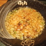 はなまるうどん - 後半、麺が無くなったので、天カスを入れてみた(2015.4.4)