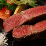 Matasaburo - 手前がサーロインで奥がフィレ