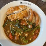 カレーハウス ＣｏＣｏ壱番屋 - 料理写真:チキン夏野菜カレー　パリパリチキン