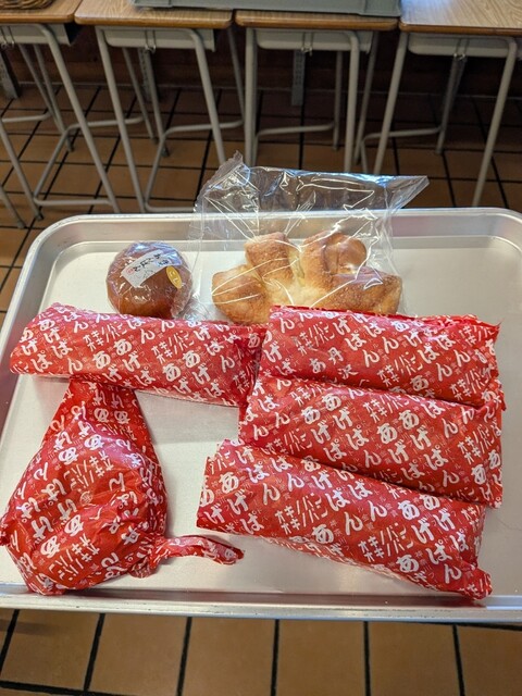 オギノパン 本社工場直売店 - 愛川町その他/パン | 食べログ
