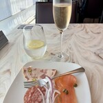 ANA SUITE LOUNGE - 料理写真: