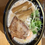 魚介豚骨ラーメン　あき家 - 