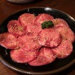 炭火焼肉 華はなぎゅう - 牛タンは鉄板だよね( •̀∀•́ )b