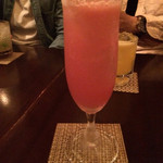 バトラー - 久しぶりの僕の愛してやまないカクテル、ローズキス