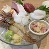 はす家 - ◆特選お造り盛り合わせ（六種盛り）（2,400円）
（ガス海老、バイ貝、皮はぎ肝付、本マグロ、
ブリ、水ダコ）