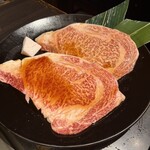 黒毛和牛 焼肉うし雅 - 