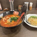 元祖トマトラーメン三味 333 - 