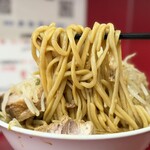 ラーメン二郎 - 「ラーメン」の麺
            2026年6月18日