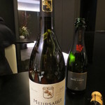 天雅 - お造りに合わせた白ワイン。