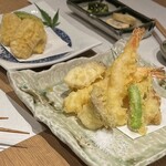 寿司 なかご - 甘とうもろこしの天ぷら638円、季節の天ぷら盛り合わせ1,518円