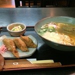 うどん 京屋 - うどん定食です700円