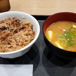 松屋 - 料理写真:牛丼豚汁セット