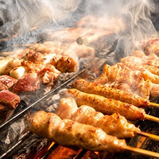 ★備長炭で焼き上げるこだわりの炭火焼鳥♪