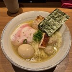 ジャパニーズ ラーメン 五感 - 