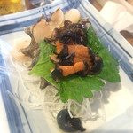 磯丸水産 - サザエ刺身