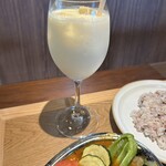駅前本格カレー Kurred - マンゴーラッシー