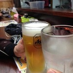 ラーメン神山 - H.27.3.21.夜 生ビール 300円 vs チューハイプレーン 300円