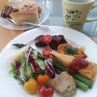 カフェトスカ - 野菜類、デザート