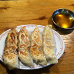 日の出製麺所 - 焼きムラが残念です‥