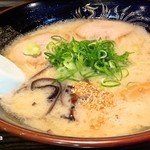 Kyuushuu Ramen Nagomi - 塩とんこつラーメン580円